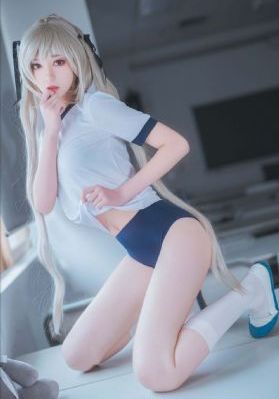 喜欢大家伙的楼上女孩