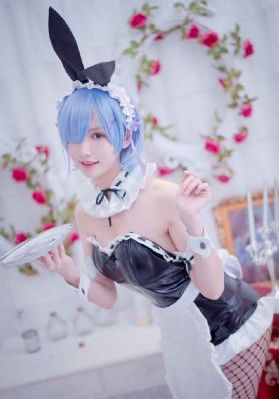 美丽姑娘电影高清免费播放